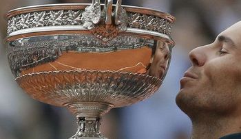 Nadal lamenta publicara â??muerteâ? Nelson Mandela por error
