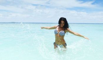 Sorprendentes beneficios agua del mar para la piel