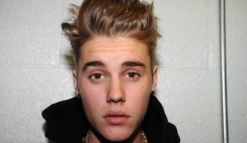 Juez ordena divulgar video de Bieber con censura