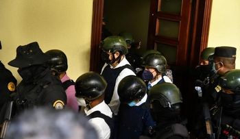 Jean Alain y grupo de "Medusa" vivieron un cautiverio en la cárcel, teniendo que turnarse para poder dormir 
