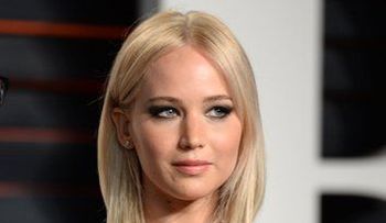 Consejos de maquillaje para ojos azules a lo Jennifer Lawrence