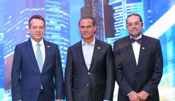 De la Cruz elogió a Bisonó en el MICM