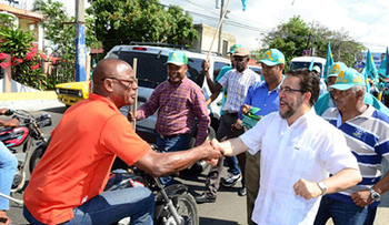 Guillermo Moreno realiza recorrido por el Este