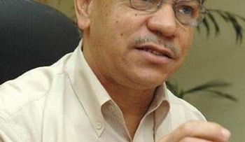 Convocarán comité de salarios para discutir aumento de 30%