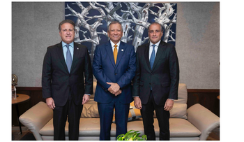 Presidente ejecutivo de Banreservas recibe a ejecutivos APAP