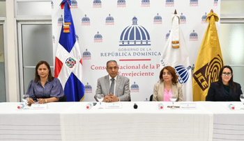 JCE y CONAPE inician cedulación de adultos mayores