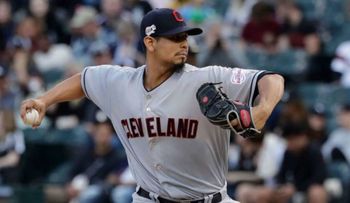 Lanzador venezolano Carlos Carrasco revela que padece de leucemia