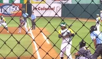 Robinso Canó remolcó una en su primer turno con Las Estrellas