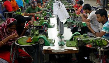 Industriales denuncian son víctimas compras de casos laborales