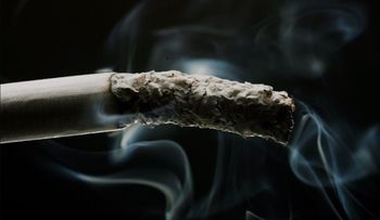 Estudio: Más de 60% personas que prueban el cigarrillo se vuelven fumadores