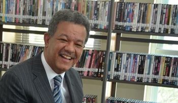Leonel Fernández recibe felicitaciones por su cumpleaños