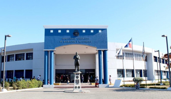 Detienen 1,979 haitianos ilegales y deportan 2,611 en operativos