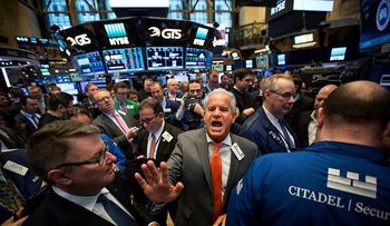 Wall Street cierra mixto y un nuevo récord del índice Nasdaq