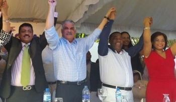 Posesionan a Tony Peña Guaba secretario general PRD