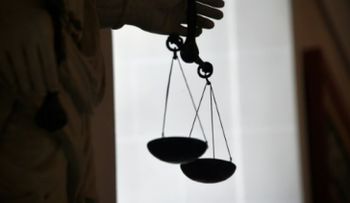 Corte ordena al acusado por agresión sexual que se mida el pene 