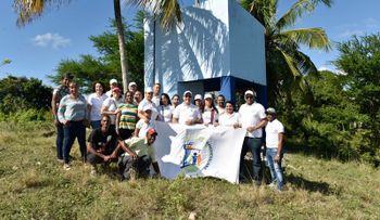 Voluntariado Bancentraliano dona pozo de agua en Yaguate, SC, y ofrece consultas médicas y dentales