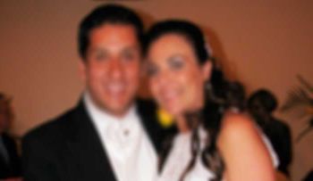 Esposo demanda a su mujer al verla sin maquilllaje la noche de luna miel 