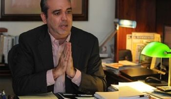  Abinader pide â??nunca másâ? la Constitución sea reformada para satisfacer apetencias personales 