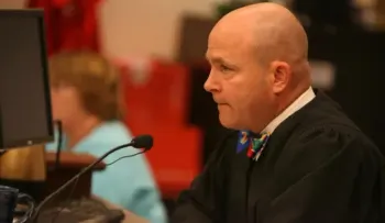 Se suicida juez de la Corte Suprema de Nueva York que estaba siendo investigado