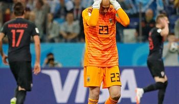 "Pedir disculpas ganando y no hablando": Willy Caballero sobre derrota argentina