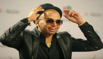 Dicen que artista urbarno Sensato se recupera satisfactoriamente de su salud 