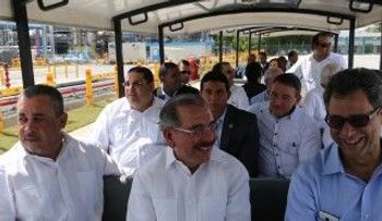 Presidente Medina reinauguró la Refinería Dominicana PDV