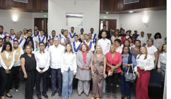 Supérate gradúa 90 jóvenes con discapacidad