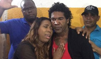 Omega "El Fuerte" acepta a Jesús durante visita de Isabelle Valdez