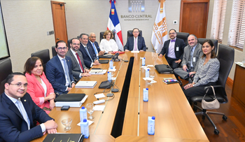 Valdez Albizu recibe una misión técnica del BID a fin de potenciar el financiamiento a MIPYMES a través del BANDEX
