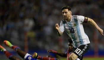 Messi calienta motores para el Mundial: Argentina golea 4-0 a Haití