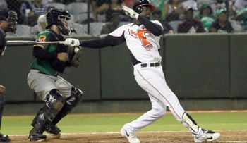 Los Toros se revelan y vencen a las Estrellas