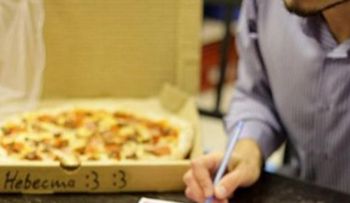 Horrendo crimen: Adolescente mata a su pareja porque alegadamente no quiso comprarle una pizza