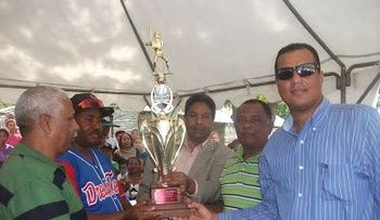 Equipo de Canoa, Campeón del torneo juvenil de Béisbol, realizado en Barahona
