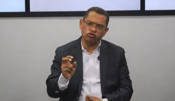 Politólogo Belarminio Ramírez, quien defendía a LF, dice ahora que no hay rival para Danilo en el 2020