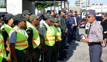 DIGESETT, INTRANT y aliados lanzan ofensiva contra el parqueo ilegal