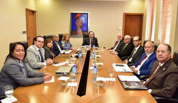 Banco Central y ministerio de Cultura pasan revista a trabajos sobre sector cultural