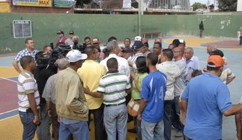 Golpes y robo de urnas en convención PRD en el Cibao 