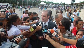 Abinader exhorta legisladores PRM acoger observación al Código Penal