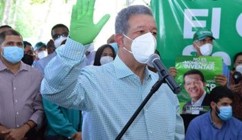 Leonel califica de irresponsable a Danilo al imponer un candidato que no está capacitado para gobernar un país