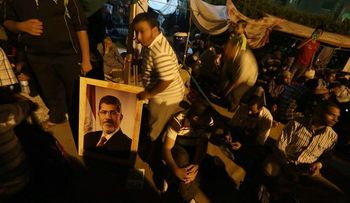 Egipto: 42 muertos, 300 heridos y Hermanos Musulmanes llaman a intifada