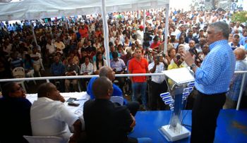 Eso es oposición. Un día como hoy...Luis debe explicar eso. Ese Hipólito..