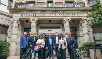 AES Dominicana y EGE ITABO hacen posible Berklee en SD