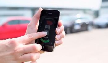 Video: Así funciona la aplicación para que el auto estacione solo