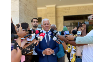 Ricardo de los Santos advierte impacto económico por alza del petróleo