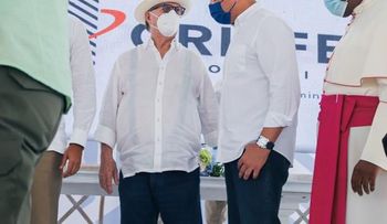 Hipólito y Collado coinciden en actividad en Punta Cana; habrían hecho las paces, tras críticas del expresidente