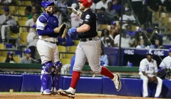 Escogido, Estrellas y Gigantes se imponen en jornada inaugural de LIDOM
