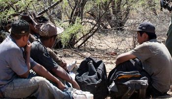 Aumenta el número de centroamericanos que cruzan la frontera por Arizona  