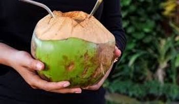 Agua de coco: ¡El secreto para una salud feliz y agradecida. Vitaminas A,E, B, fibra, minerales, zinc y hierro