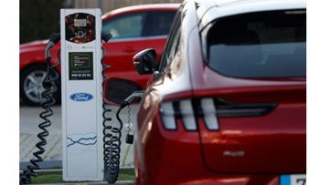 Turismos eléctricos impulsan aumento del 17,2 % en agosto
