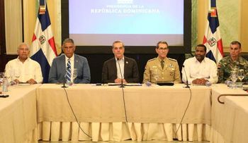 Abinader se reúne con líderes políticos para consensuar un pacto por la defensa de la soberanía nacional